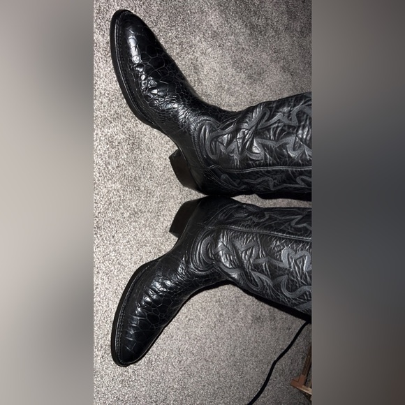 Montana turtles ๐ข๐ข 9.5 D asking 340 - Picture 3 of 10